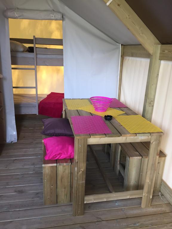 Camping Les Orangers San-Martino-di-Lota Room photo